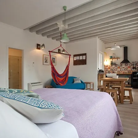 Διαμέρισμα Chic And Cozy