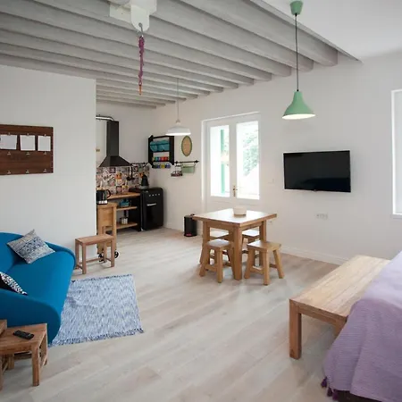 Central Chic And Cozy Apartment *